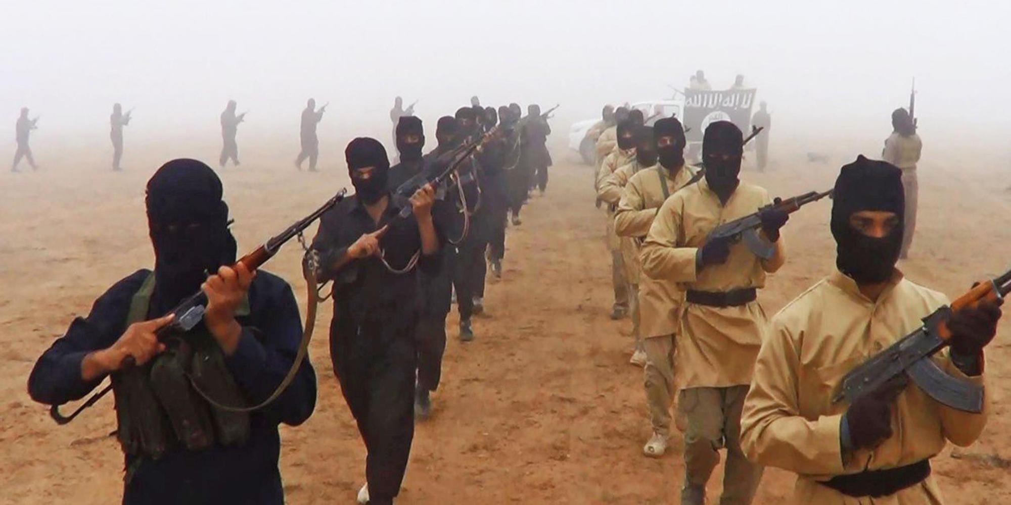 How to Fight a Real War on ISIS via @commentarymagazine