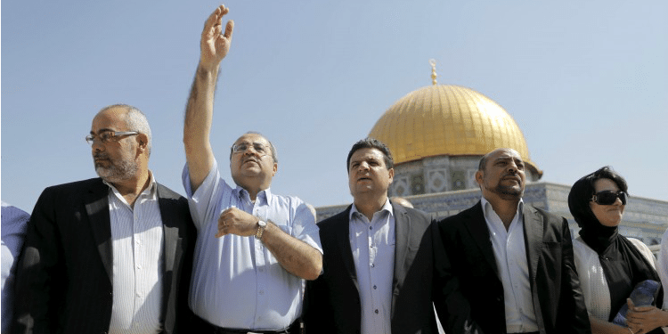 Pew Polls and Arab MKs via @commentarymagazine