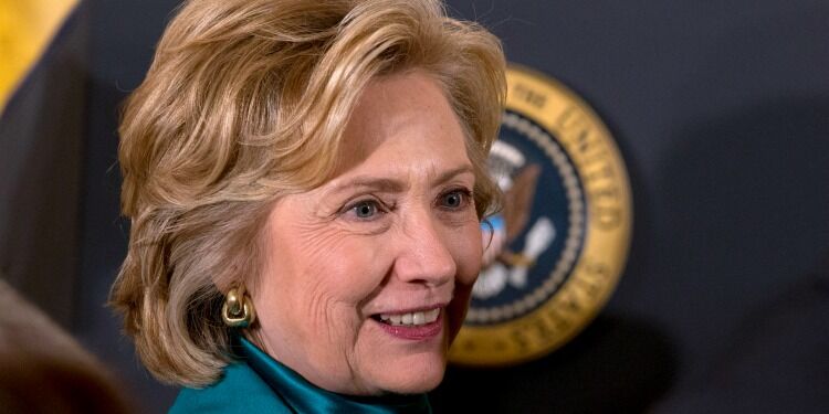 Clinton’s Mandateless Presidency via @commentarymagazine