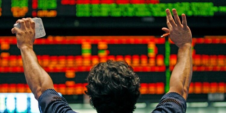 The Unbeatable American Economy via @commentarymagazine
