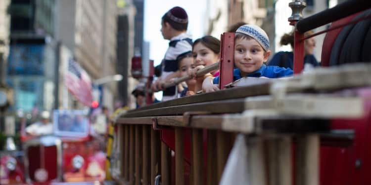 The ‘Hyper-Whitening’ of the Jews via @commentarymagazine