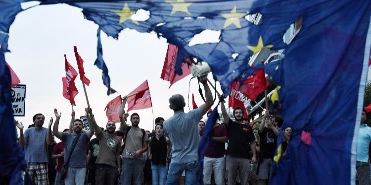 Shifting Blame for Democracy’s Downfall via @commentarymagazine