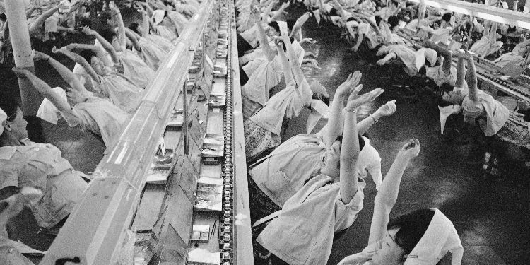 Ode to an Unequal Society via @commentarymagazine