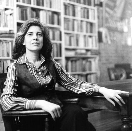 Susan Sontag, Savant-Idiot via @commentarymagazine