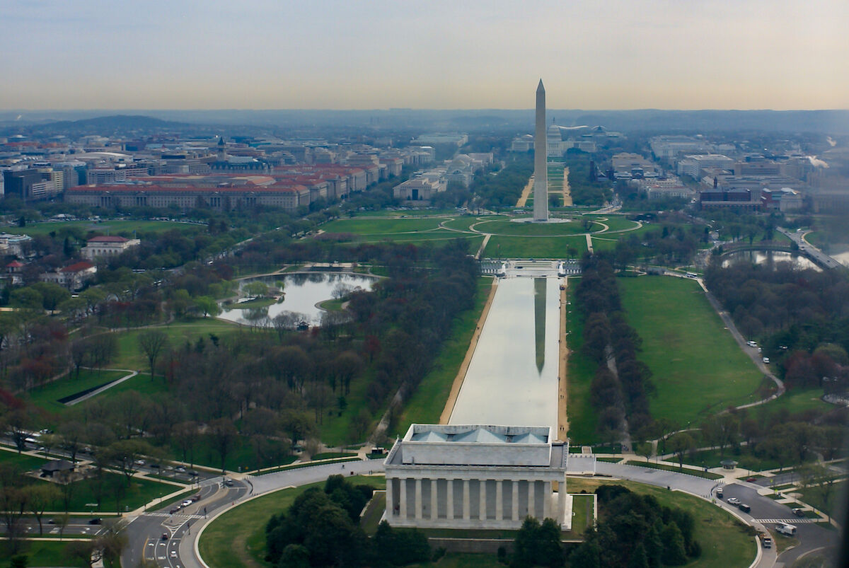 Committing to Institutions via @commentarymagazine