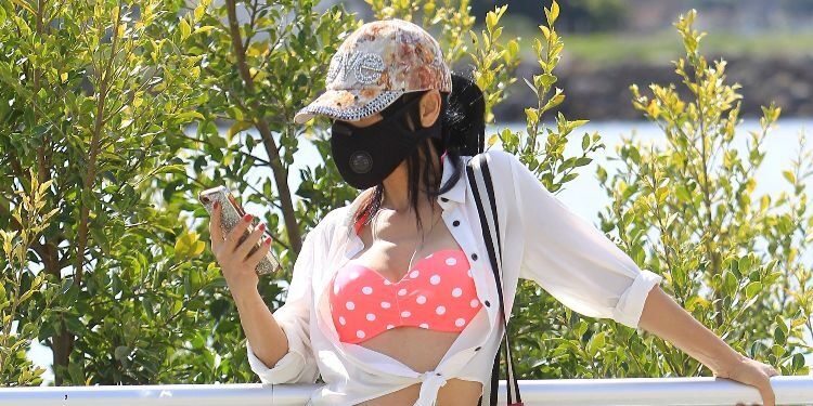 Lifestyles of the Rich and Self-Quarantined via @commentarymagazine